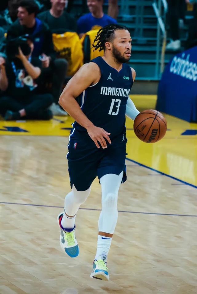 确黑暗基调 确黑暗基调